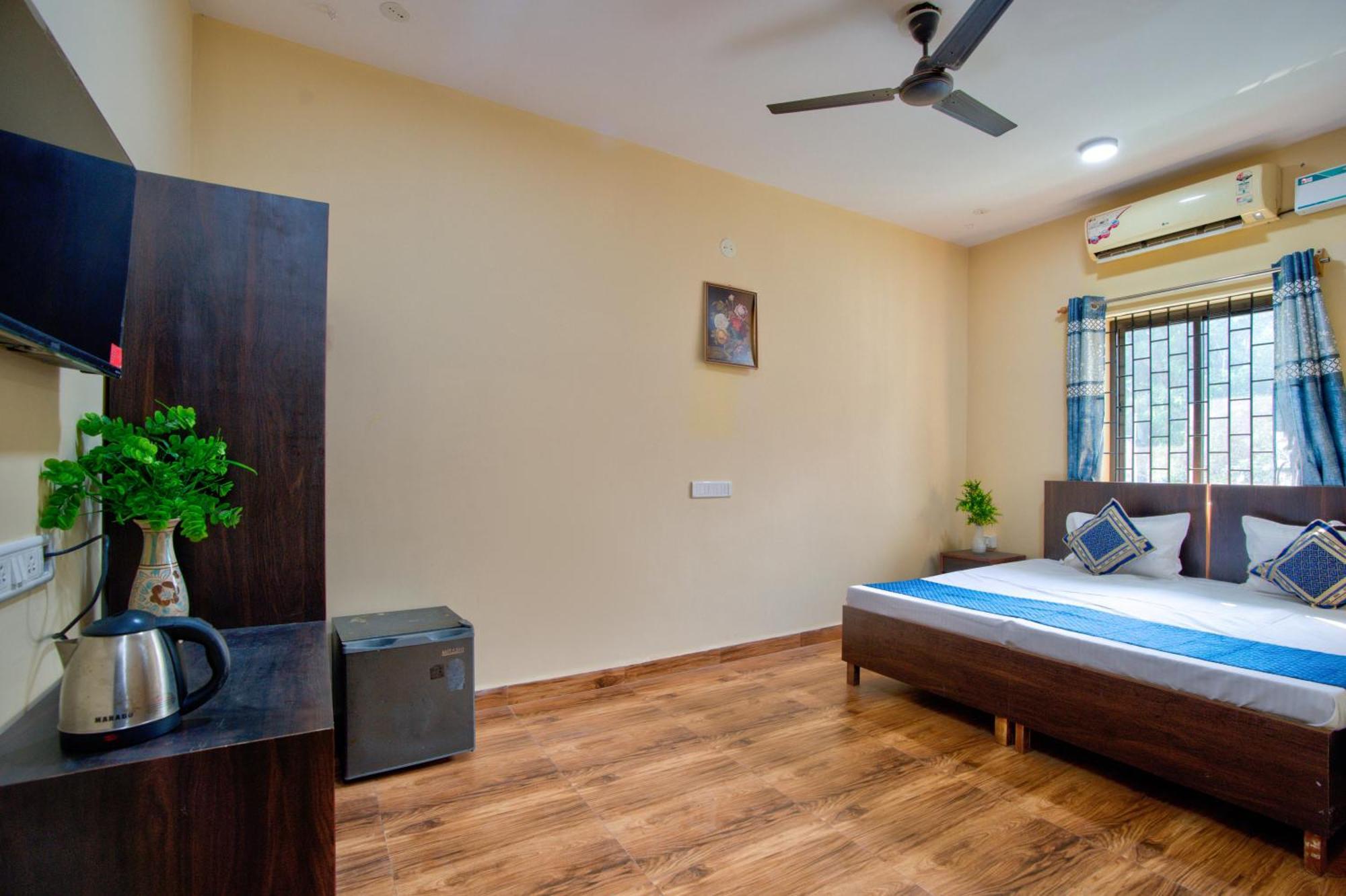 Leelas Guest House Calangute Bagian luar foto